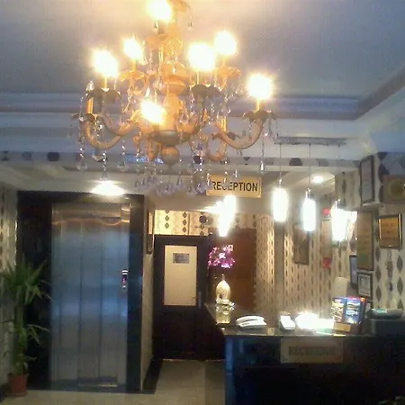 K Royal - Old Hotel 4*