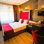 Otel K Royal - Old 4*